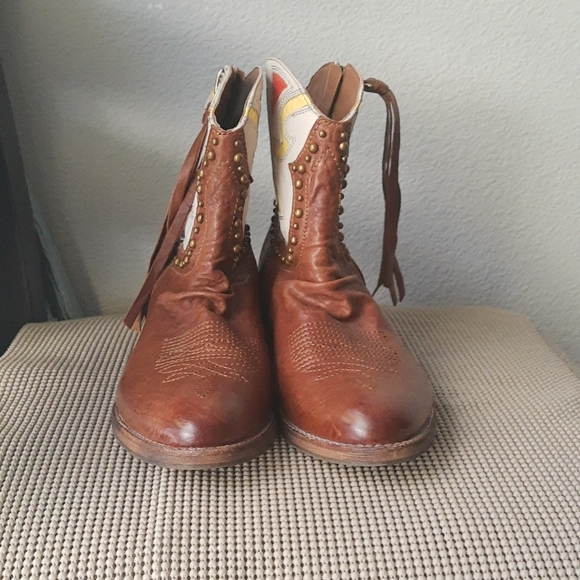 Sam Edelman "Shane" Western Boots - Picture 2 of 8